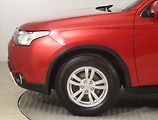 Mitsubishi Outlander (2014) 2.2 DI-D, 4X4, Navi, Tempomat - náhled 14