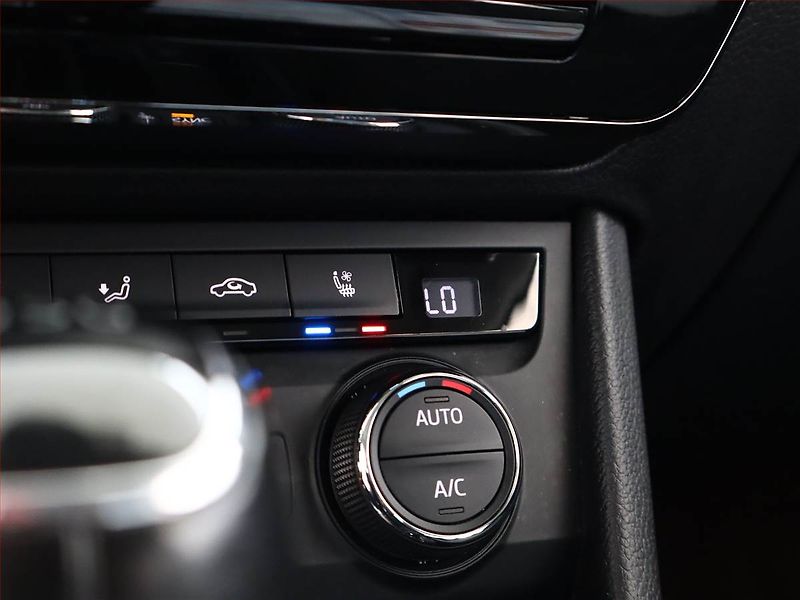Škoda Superb (2016) Style Plus 2.0 TDI, Automat - fotka 18 z 25