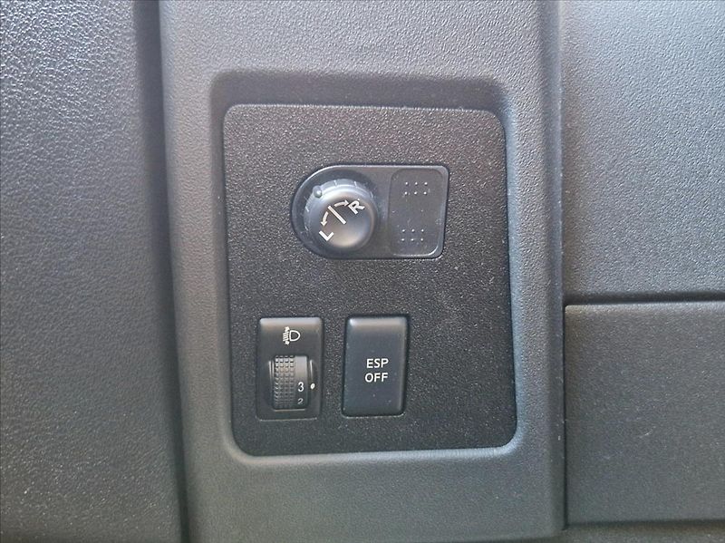 Nissan Qashqai 1,6 DCI  AUTOKLIMA +ZIM.KOLA - fotka 27 z 27