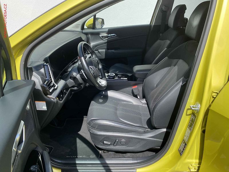 Kia Sportage (2023) 1.6 T-GDi 4x4, 1.maj,ČR, TOP - fotka 9 z 22
