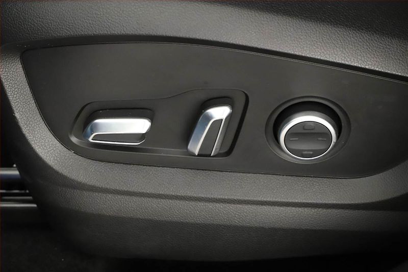 Chery Tiggo 8 (2026) 1.6 TGDI, UNIQUE, Ad. tempomat - fotka 18 z 20