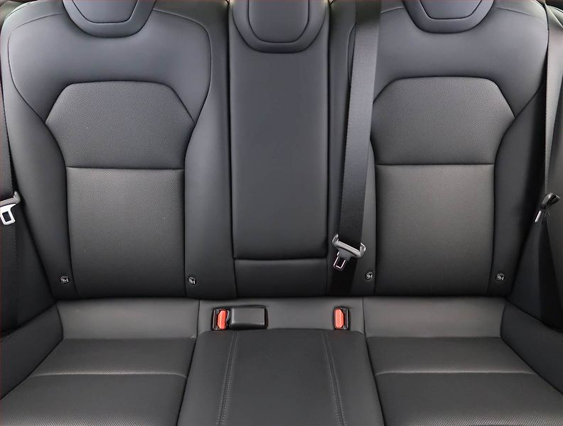 Tesla Model 3 (2023) Standard Range 60kWh, SoH 95% - fotka 10 z 31
