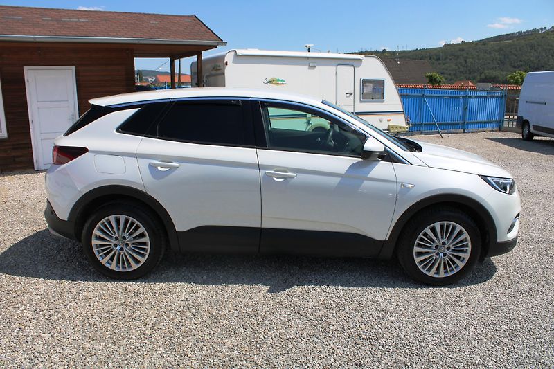 Opel Grandland X (2019) 1,5CDTI KLIMA NAVI EL.OKNA ALU - fotka 8 z 16