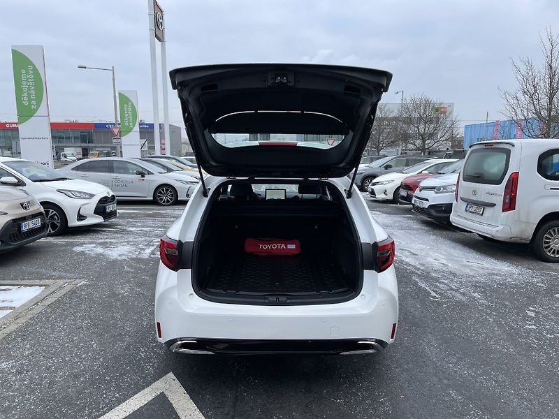 Toyota Corolla 1.8HEV ComfortTech odběr ihned - fotka 5 z 30