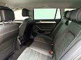 Volkswagen Passat 2.0 TDI 140kW BMT DSG Elegance - náhled 11