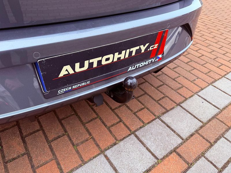 Seat Leon 1.6 TDi DSG, Tažné, Navi - fotka 12 z 29