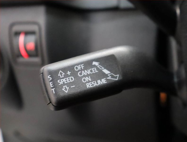 Volkswagen Tiguan (2013) 2.0 TSI, 4X4, Automat - fotka 21 z 22