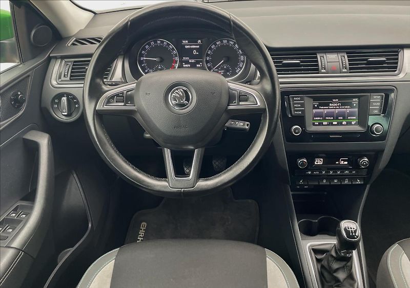 Škoda Rapid 1,6 tdi JOY 85kw led,xenon ,TZ - fotka 13 z 23