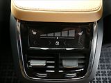 Volvo XC90 2,0 B5 173kW AWD,2x kola,ČR,DP - náhled 33