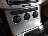 Volkswagen Passat (2006) 2.0 TDI, v provozu - náhled 14