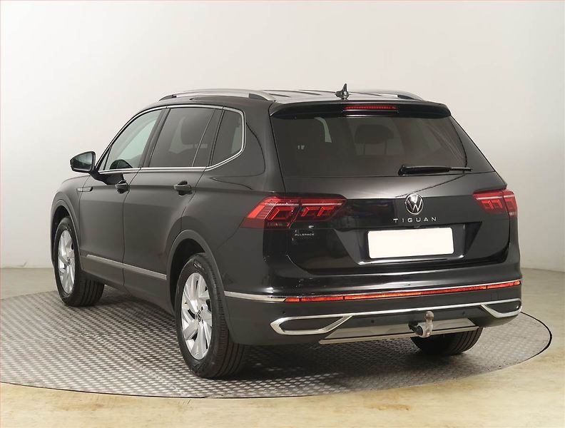 Volkswagen Tiguan Allspace (2023) Elegance 1.5 TSI - fotka 4 z 22