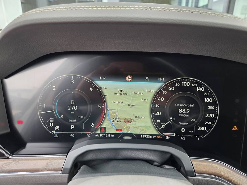 Volkswagen Touareg (2019) 3.0 TDI 210kW Vztduch/Noční vi - fotka 28 z 44