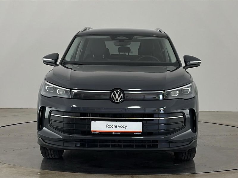 Volkswagen Tiguan People DSG - fotka 4 z 31