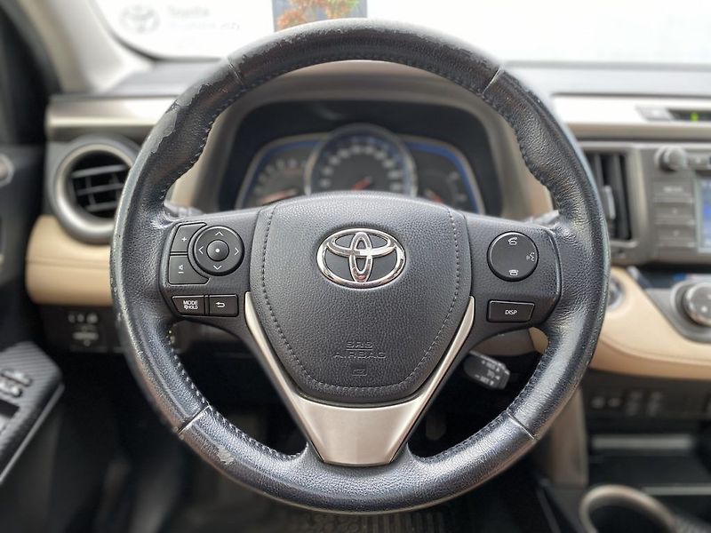 Toyota RAV4 2.2D, ČR, Premium, 4x4, navi - fotka 14 z 34