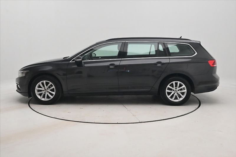 Volkswagen Passat 2,0 TDI 110kW DSG Business Zár - fotka 8 z 32