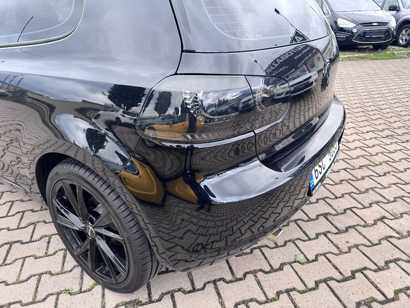 Volkswagen Golf (2009) 1,4i 59 KW BRZDY PNEU LAK - fotka 14 z 50