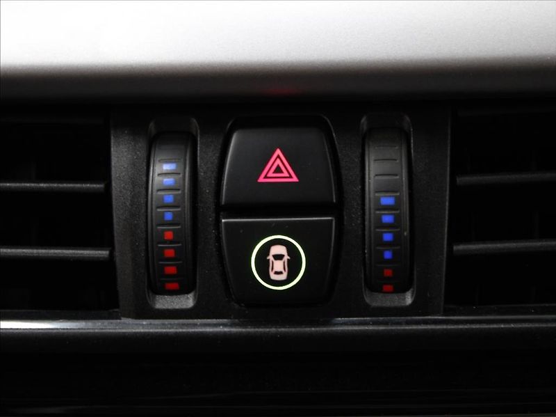 BMW X5 3,0 30d 190kW xDrive Tažné DPH - fotka 19 z 25