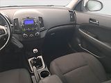 Hyundai i30 (2011) 1.4 CVVT, LPG, po STK, Tažné - náhled 8