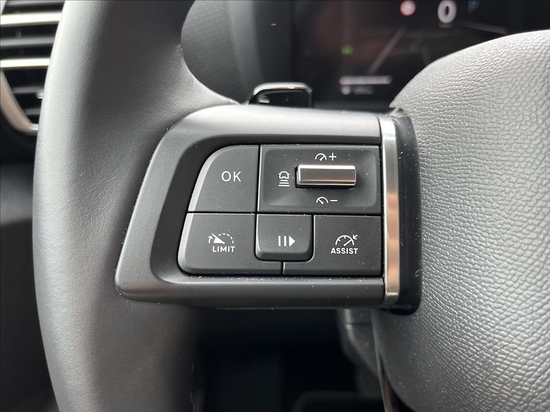 Citroën C4 1,2   MAX EAT8 - fotka 11 z 23