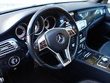 Mercedes-Benz CLS (2012) 350D*4M*AMG*195KW*TOP-VÝB*CZ!! - náhled 38