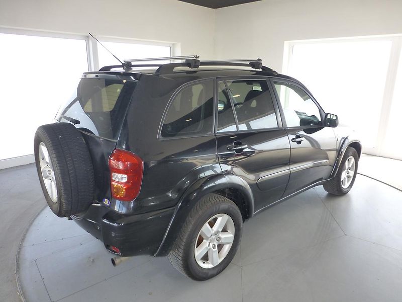 Toyota RAV4 (2004) 2,0D*DIGI**ALU**PARK.S***4X4 - fotka 6 z 24