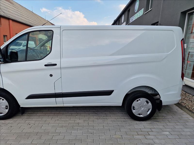 Ford Transit Custom 2.0TDCi Trend L1,ČR,1.Majitel - fotka 42 z 46