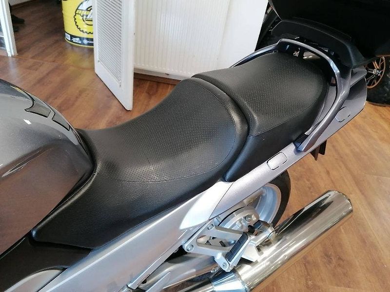 Yamaha FJR 1300 A (2004) - fotka 14 z 20