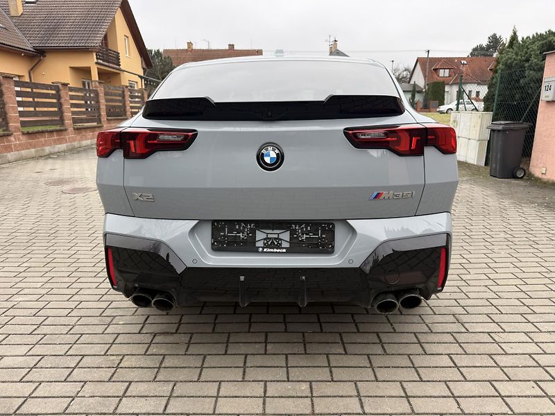 BMW X2 M135i xdrive  - fotka 6 z 16