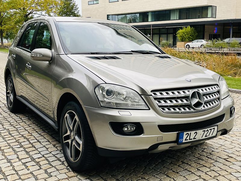 Mercedes-Benz Třídy M 320CDI 165KW 4MATIC TAŽNÉ 3500 - fotka 8 z 42