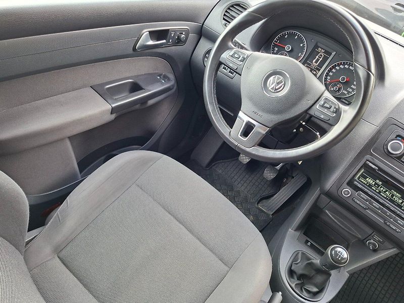 Volkswagen Caddy (2014) MAXI 1.6TDI 75kW -ČR-7.MÍST - fotka 12 z 46