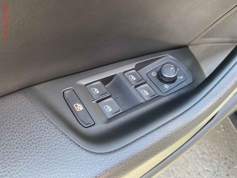 Volkswagen Arteon (2018) 2.0 TSi, Elegance, DSG - fotka 13 z 19