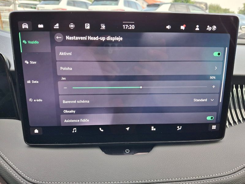 Škoda Superb (2025) iV L&K DSG 1,5TSi 150kW - fotka 24 z 35