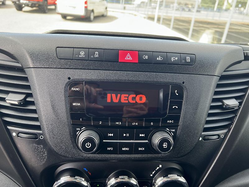 Iveco Daily (2020) 2.3d*115KW*35S16*Kamera - fotka 14 z 31