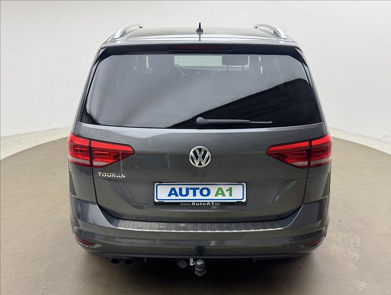 Volkswagen Touran 2,0 110kW DSG 5-MÍST TAŽNÉ ČR - fotka 5 z 41