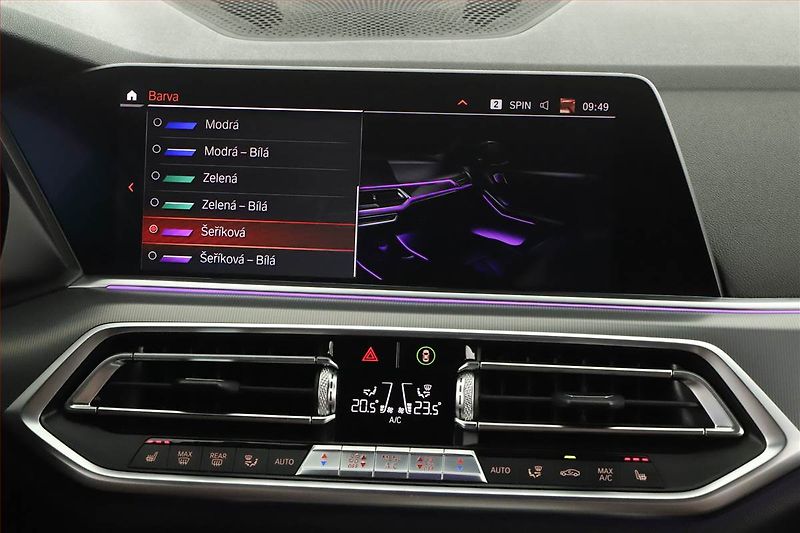 BMW X5 (2019) xDrive40i - fotka 18 z 20