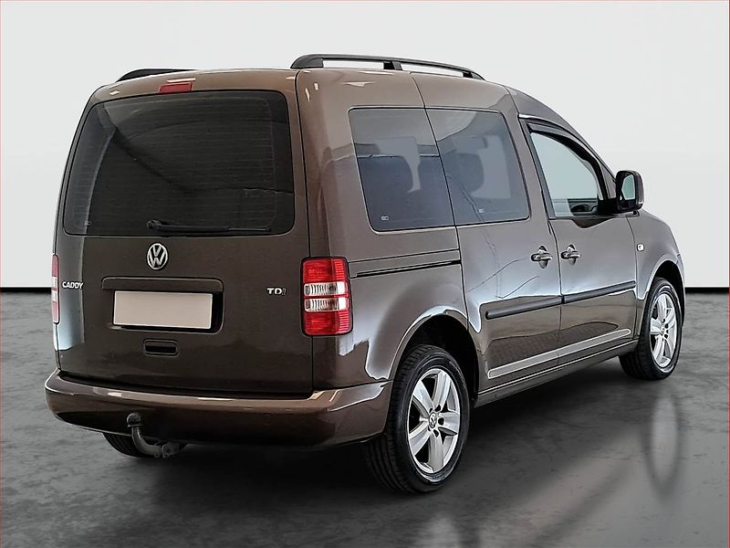 Volkswagen Caddy (2013) 1.6 TDI, 5Míst, ČR - fotka 5 z 18