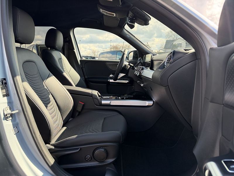 Mercedes-Benz GLB 200 d 4MATIC Progressive E - fotka 10 z 32