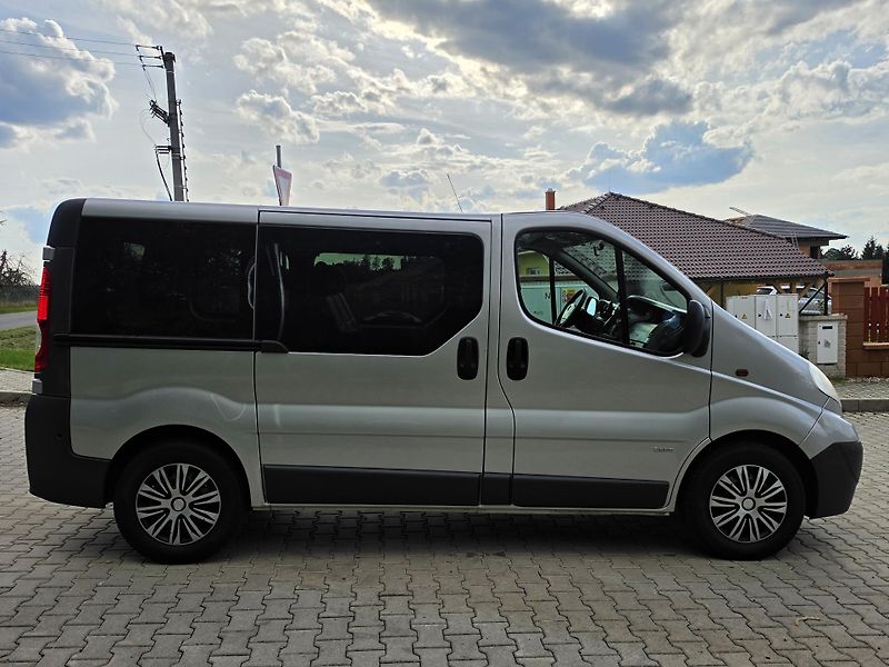 Opel Vivaro 2.0CDTi 84kW 6-MÍST*KLIMA*T.Z. - fotka 6 z 39