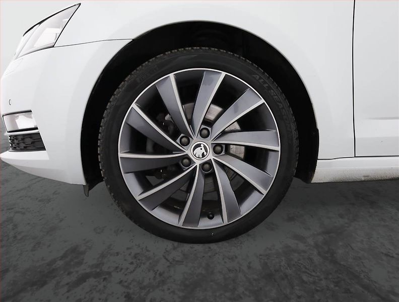 Škoda Octavia (2017) Laurin&Klement 2.0 TDI, 4X4 - fotka 18 z 18