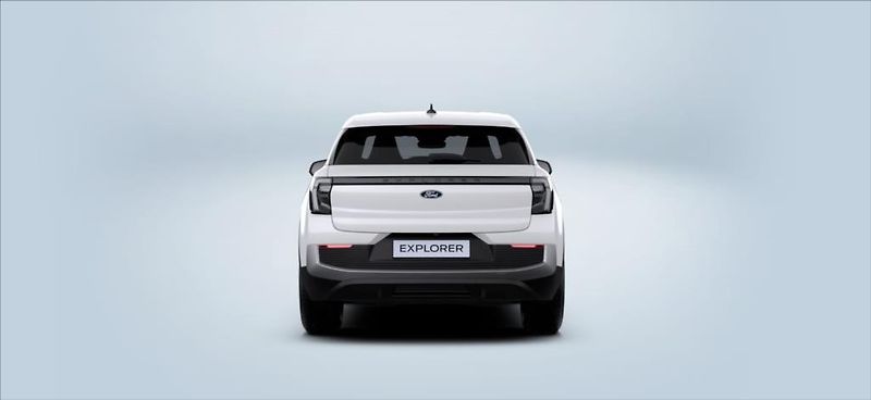 Ford Explorer (2024) 0.1 Premium RWD 77 kWh - fotka 3 z 6