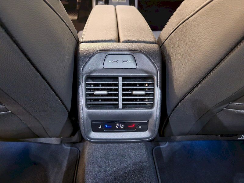 Škoda Superb (2025) Combi 2.0 TDI 142 kW DSG 4x4 L - fotka 26 z 32