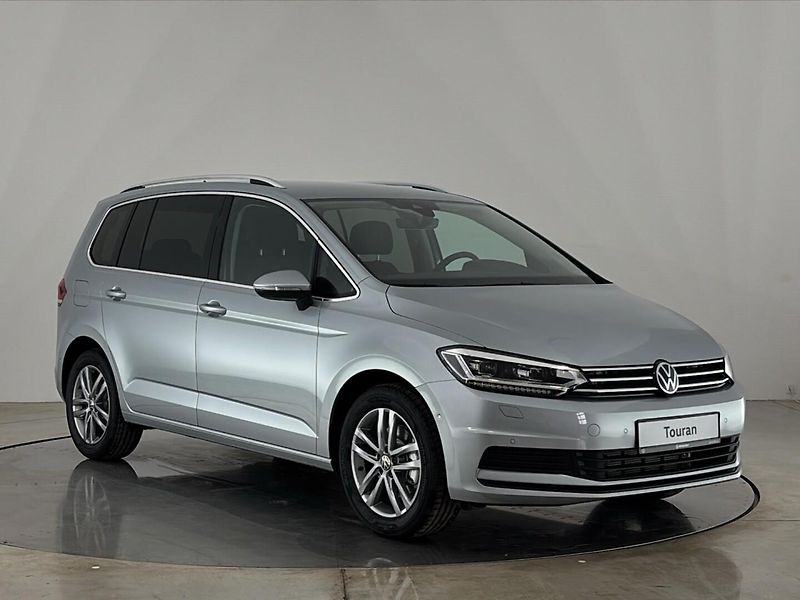 Volkswagen Touran (2026) MPV - fotka 14 z 30