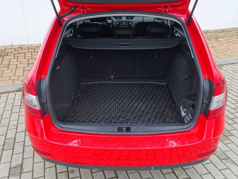 Škoda Octavia (2018) 1,6 TDi/ 85kW Active - fotka 19 z 24