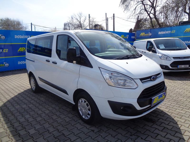 Ford Transit Custom 2,0 TDCI  L1H1 8MÍST BUS KLIMA - fotka 9 z 41