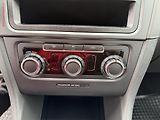 Volkswagen Golf (2009) 1.6TDI, STK11/27 - náhled 13