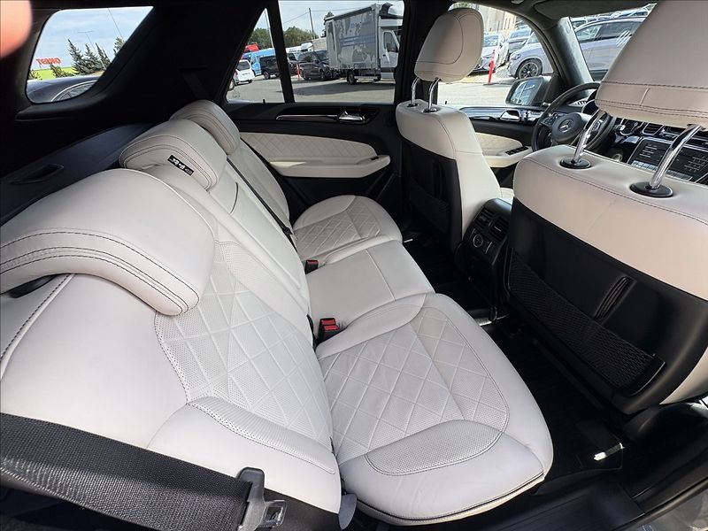 Mercedes-Benz GLE 3,0 350 d 4M ČR - fotka 16 z 20