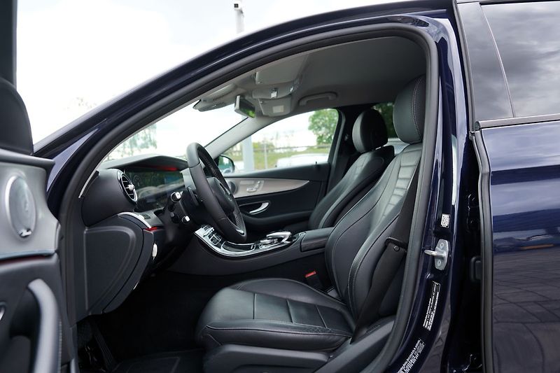 Mercedes-Benz Třídy E 350d AMG/kůže/AT/Led - fotka 20 z 40