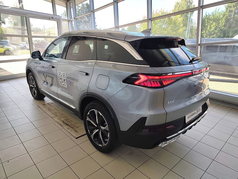 BAIC X7 1.5T 130kW AT All in - fotka 2 z 24