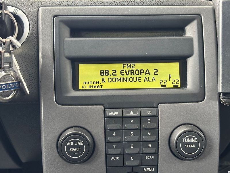 Volvo V50 2.0D/2005/MOMENTUM.MANUÁL.TAŽN - fotka 25 z 38