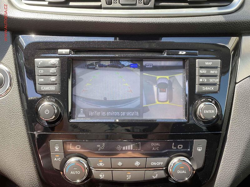 Nissan Qashqai (2017) 1.6 dCi, N-Connecta, AT, TZ - fotka 17 z 17